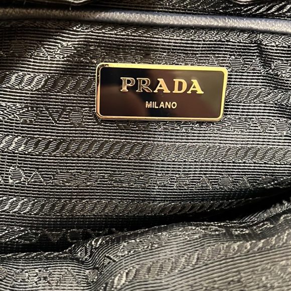 Authentic Prada Shoulder Bag - Picture 4 of 6